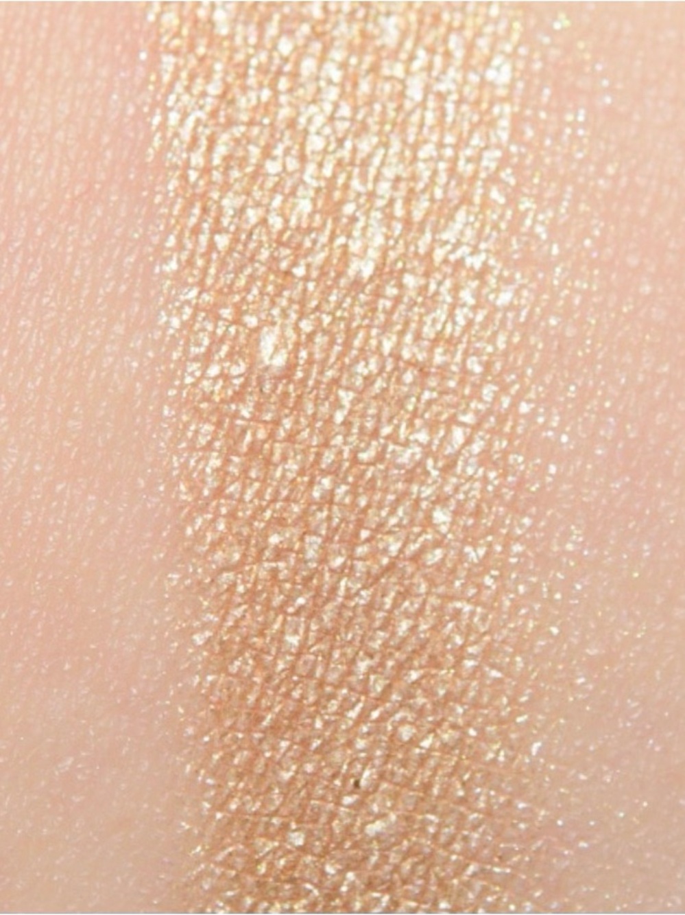 MAC Cosmetics Eyeshadow - Retrospeck - Picture 5 of 5
